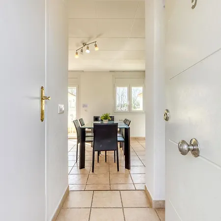 Muga-5 By Interhome * إمبوريابرافا