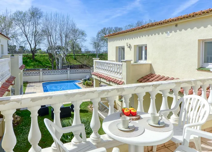 Muga-5 By Interhome Empuriabrava