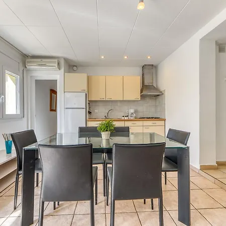 Muga-5 By Interhome